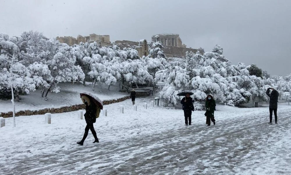 Έκτακτο δελτίο της ΕΜΥ: Έρχεται «σφοδρός χιονιάς» με πυκνές χιονοπτώσεις στη χώρα